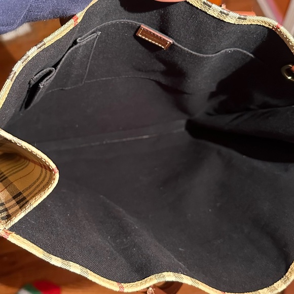 Burberry Checkered Tote Bag with Brown Handles - Picture 5 of 7